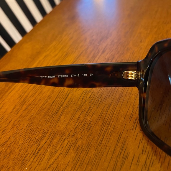 Tory Burch Sunglasses main image 8